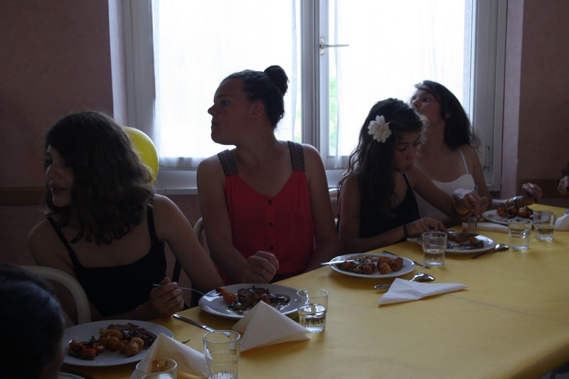 Village Camps International Summer Camp Leysin, Switzerland 2026-08-15 https://www.villagecamps.com/journals_admin/images/687-21-prommm (74).jpg